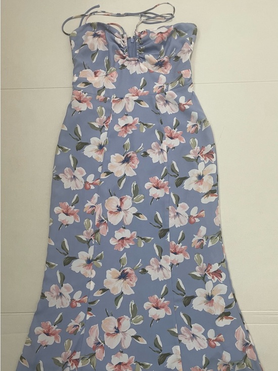 Abercrombie & Fitch Dresses & Skirts - Abercrombie & Fitch Blue Floral Midi string halter XS